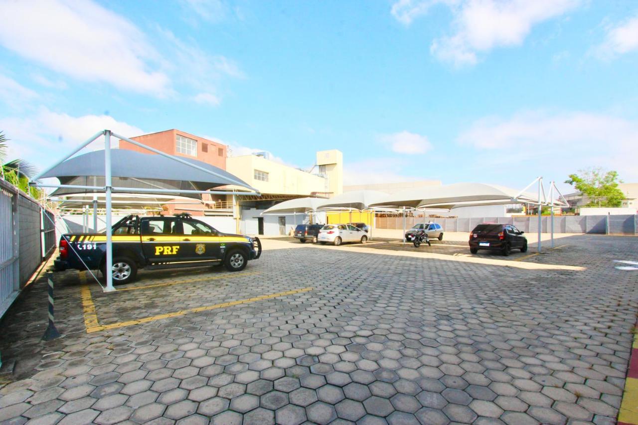 Prisma Plaza Hotel เตาบาแต ภายนอก รูปภาพ