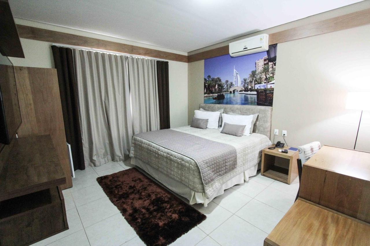 Prisma Plaza Hotel เตาบาแต ภายนอก รูปภาพ