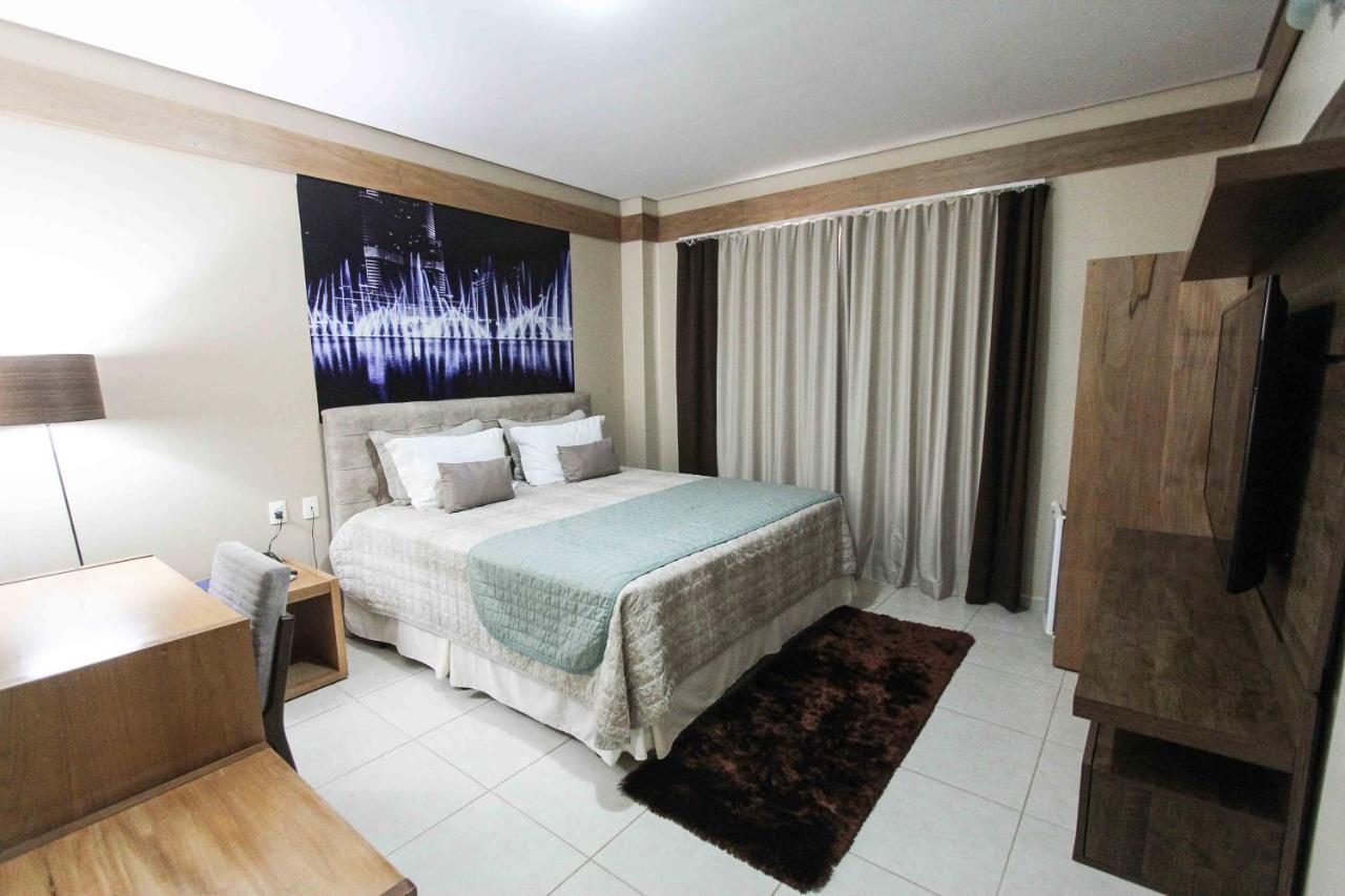 Prisma Plaza Hotel เตาบาแต ภายนอก รูปภาพ